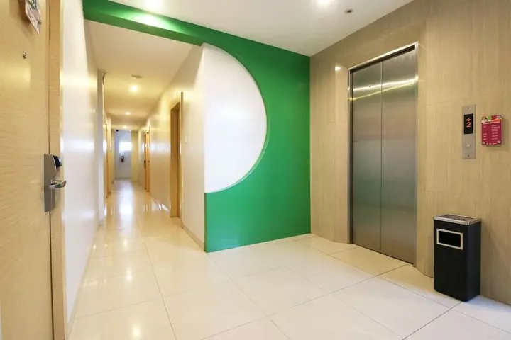 Пеканбару: Airy Tampan HR Soebrantas KM 11,5 Pekanbaru