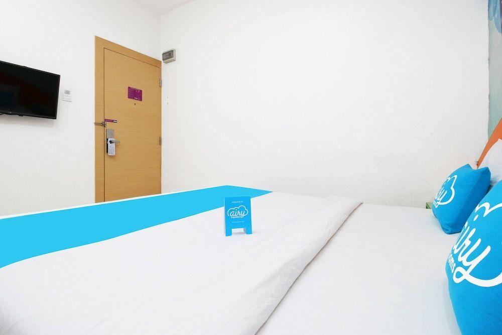 Пеканбару: Airy Tampan HR Soebrantas KM 11,5 Pekanbaru