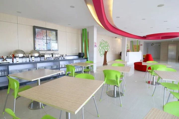 Пеканбару: Airy Tampan HR Soebrantas KM 11,5 Pekanbaru