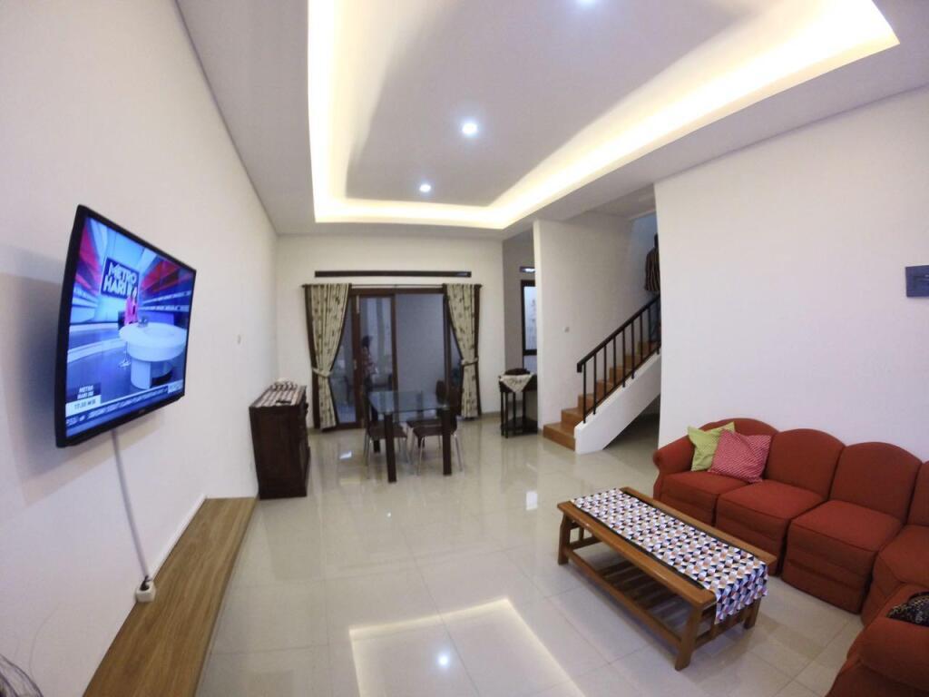 Батуретно: Padma Laguna Guest House