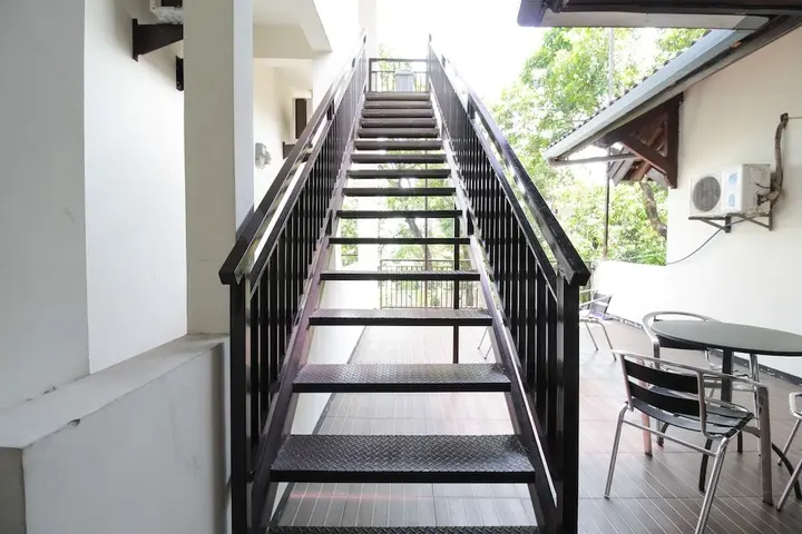 Сурабая: Airy Eco Syariah Kertomenanggal Sembilan 18 Surabaya