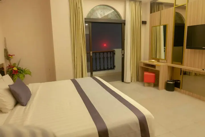 Пакем: K Hotel Kaliurang