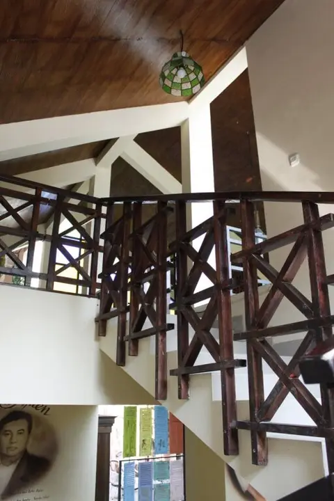 Депок: Omah Njonja Bed & Brasserie