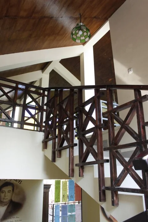 Депок: Omah Njonja Bed & Brasserie