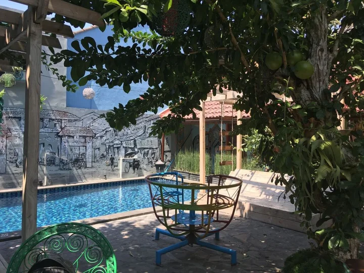 Депок: Omah Njonja Bed & Brasserie