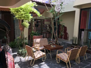 Депок: Omah Njonja Bed & Brasserie