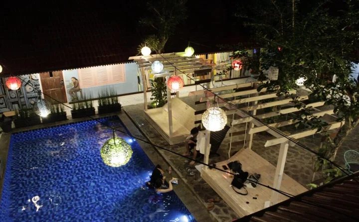 Депок: Omah Njonja Bed & Brasserie