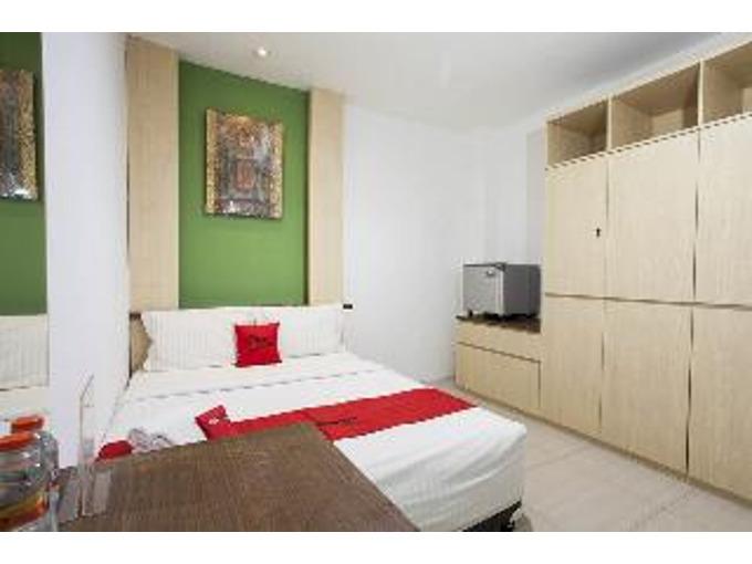Сурабая: RedDoorz near Exit Toll Kota Satelit 2