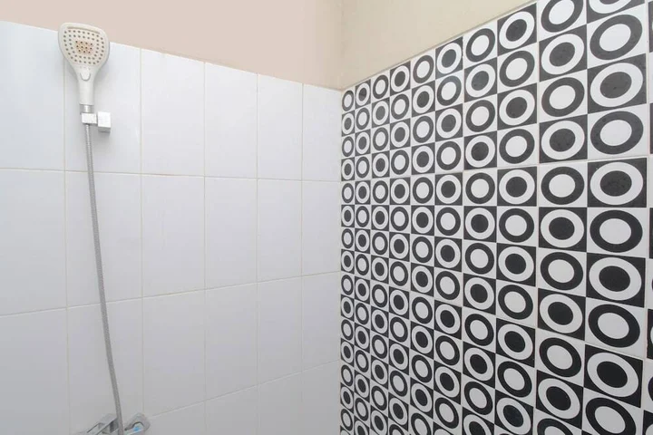 Батуретно: Airy UGM Sendowo E 106 Yogyakarta