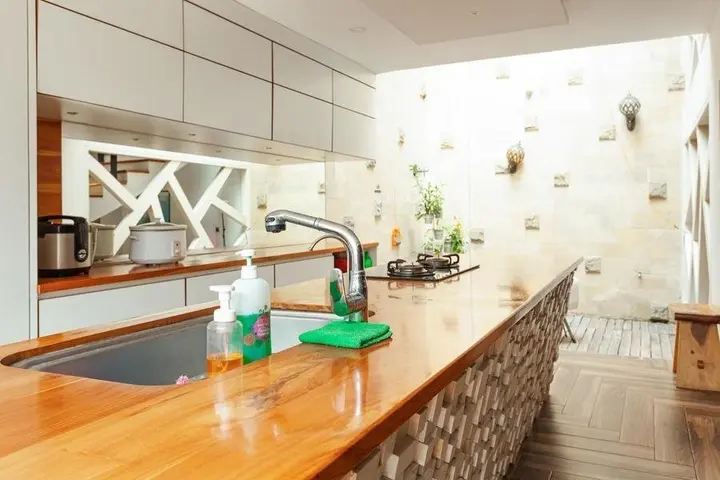Медан: MM Capsule Hostel