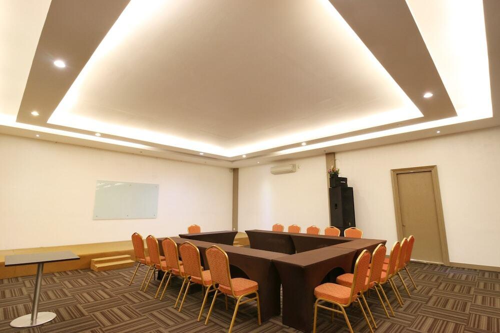 Пеканбару: Airy Kota Tinggi Gatot Subroto 5 Pekanbaru