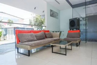 Семаранг: RedDoorz near Ahmad Yani Airport