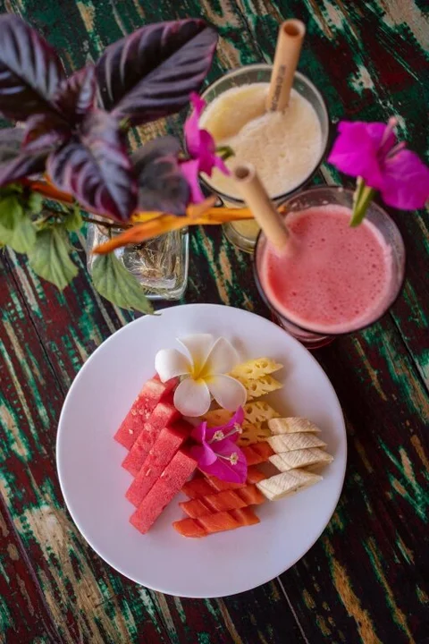 Гили-Мено: United Colors of Gili