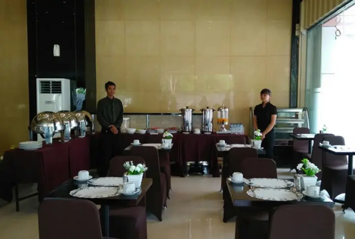 Медан: LJ Hotel Medan