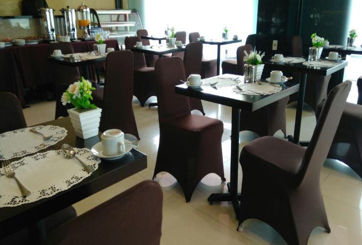 Медан: LJ Hotel Medan