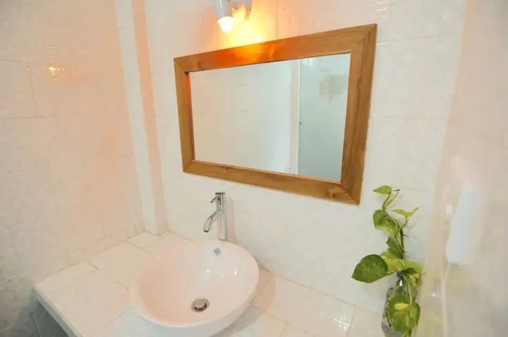 Сенджиги: Airy Batu Layar Raya Senggigi KM 8 Lombok