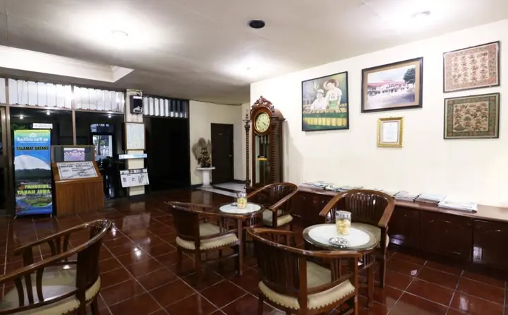 Магеланг: Hotel Wisata