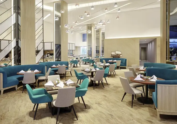 Сурабая: Novotel Samator Surabaya Timur
