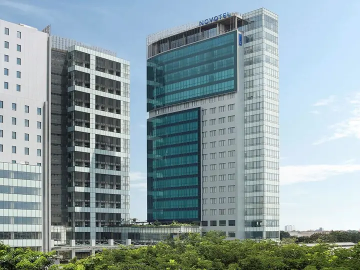 Сурабая: Novotel Samator Surabaya Timur