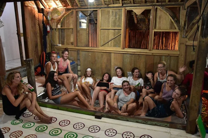 Гили-Мено: The Rabbit Tree - Hostel