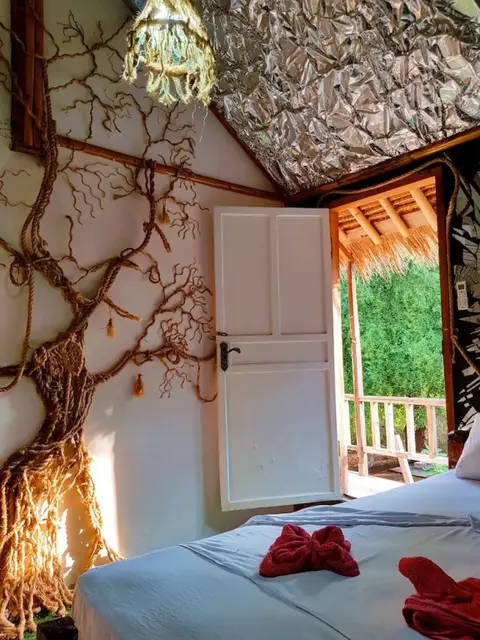 Гили-Мено: The Rabbit Tree - Hostel