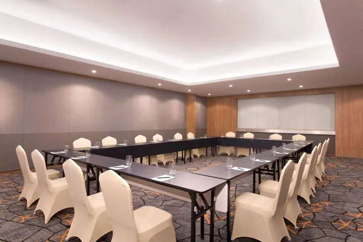 Медан: Radisson Medan