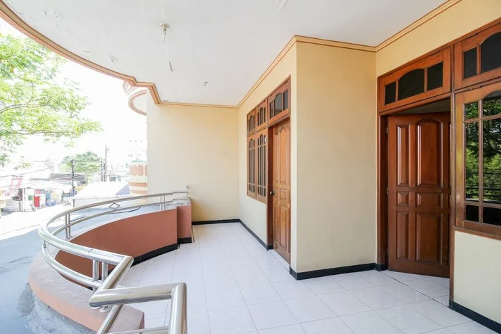 Сурабая: Airy Eco Syariah Wonokromo Bratang Gede 105 Surabaya