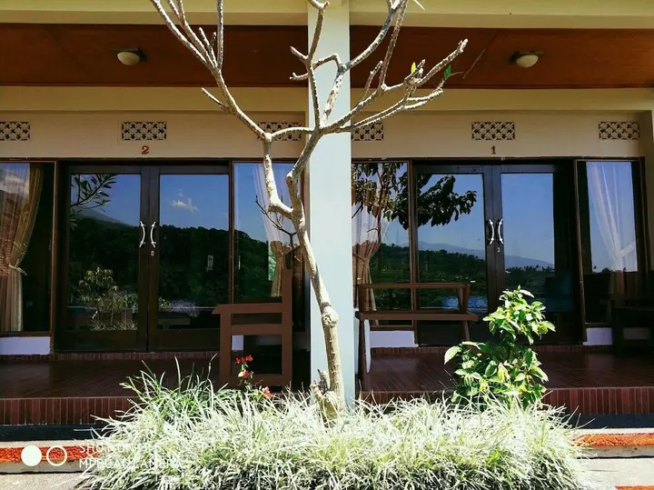 Сенару: Senaru Lodge