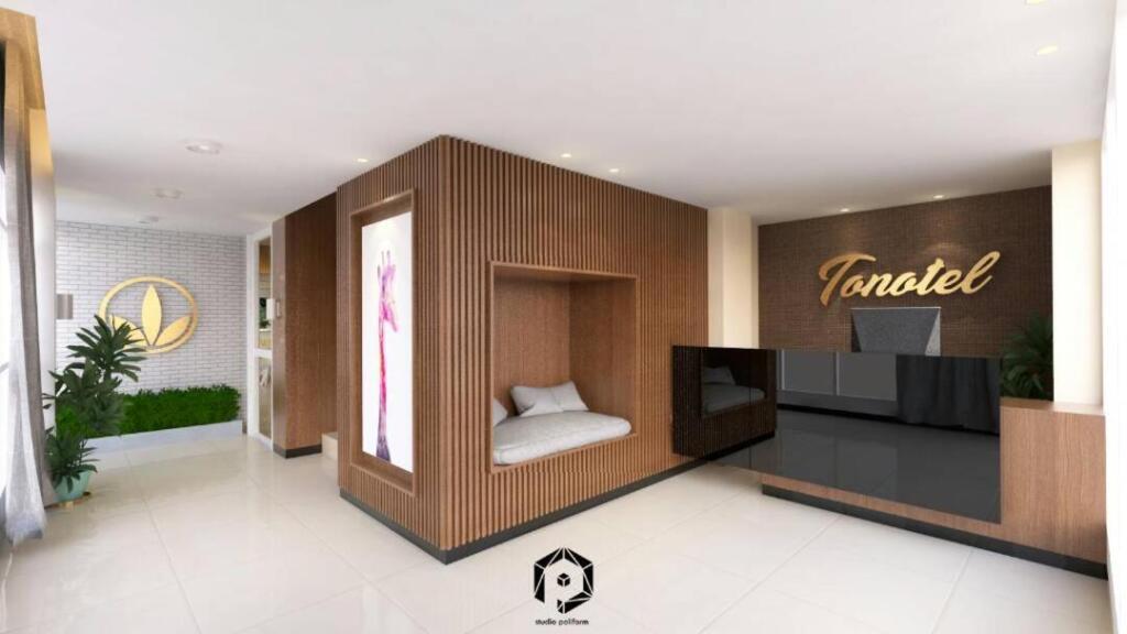 Семаранг: Tonotel Hotel