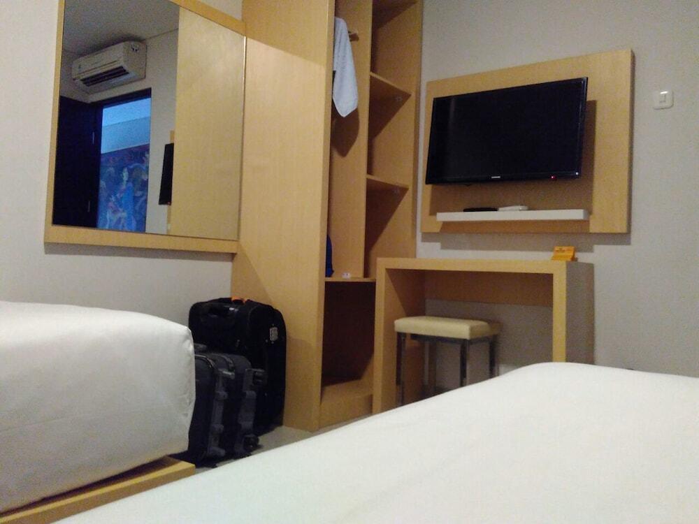 Семаранг: Tonotel Hotel