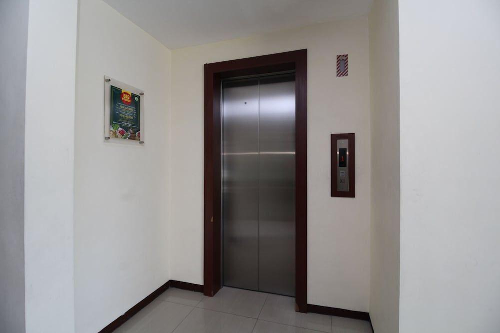Сурабая: Airy Raya Rungkut Juanda Surabaya
