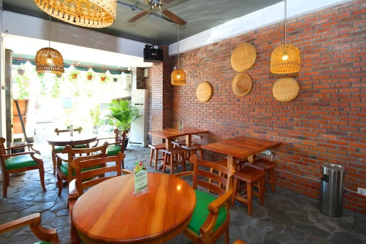 Сурабая: Airy Raya Rungkut Juanda Surabaya