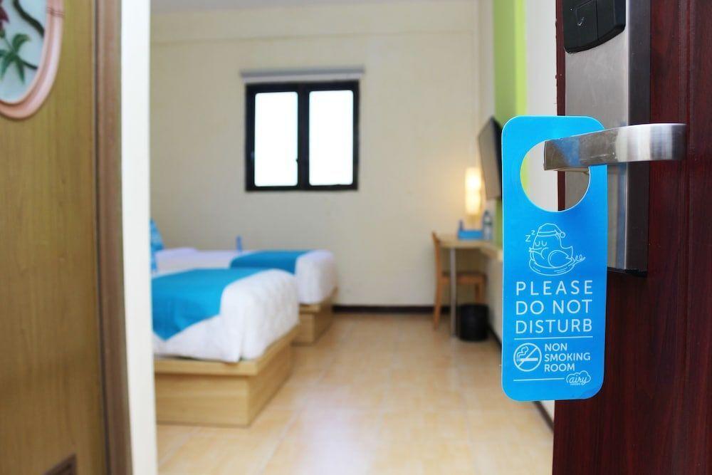 Сурабая: Airy Raya Rungkut Juanda Surabaya
