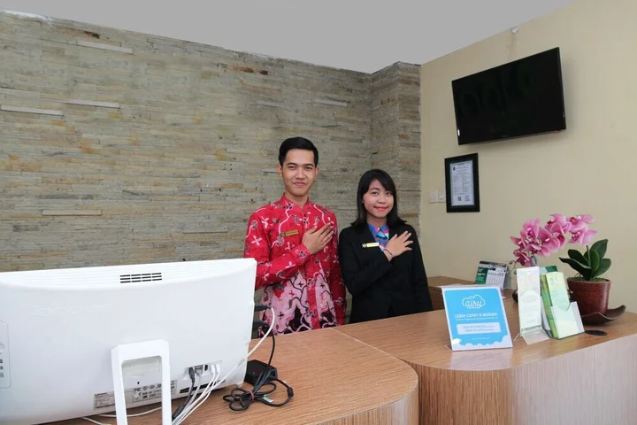 Сурабая: Airy Raya Rungkut Juanda Surabaya