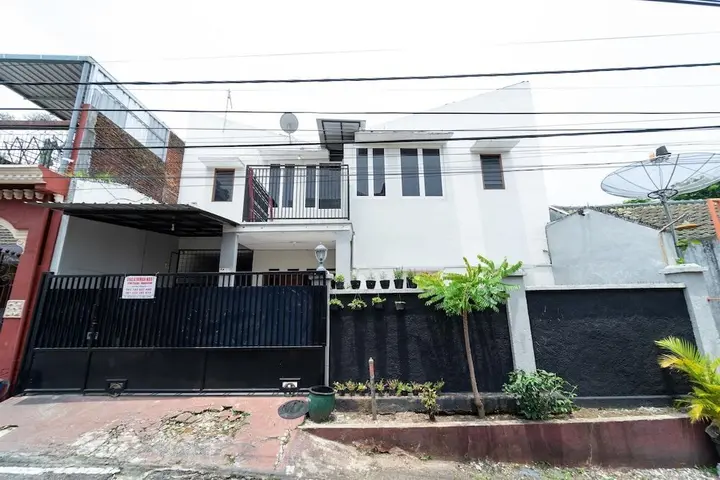 Маланг: KoolKost Male Syariah near SMAK Kolese Santo Yusup 2
