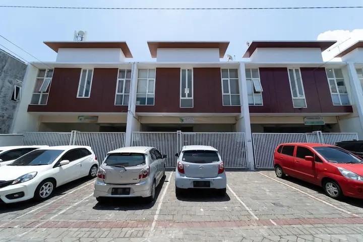 Маланг: KoolKost Male Syariah near SMAK Kolese Santo Yusup 2