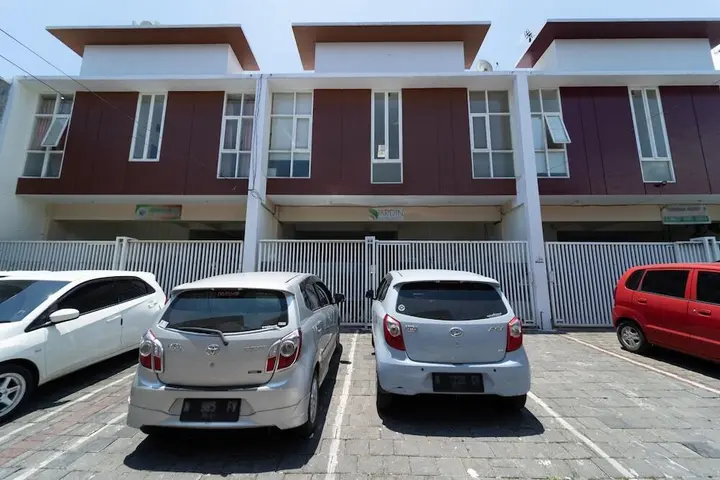 Маланг: KoolKost Male Syariah near SMAK Kolese Santo Yusup 2