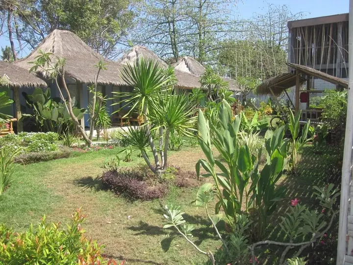 Гили Траванган: Mahaputri Bungalow
