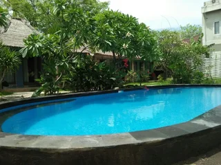 Гили Траванган: Mahaputri Bungalow