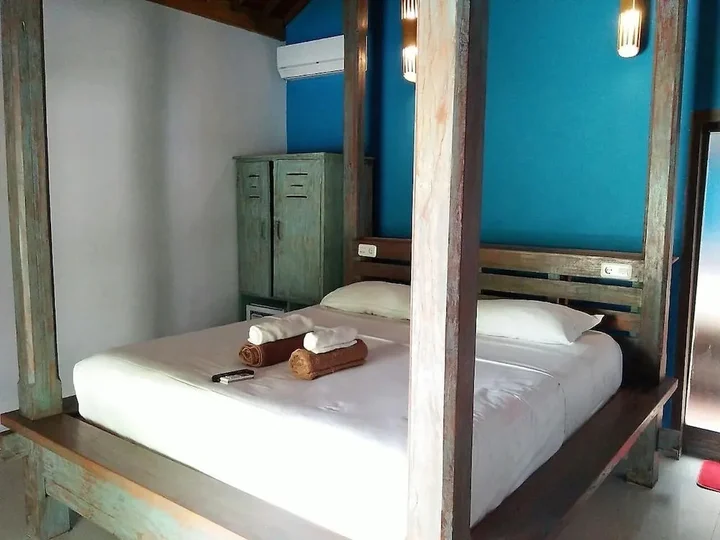 Гили Траванган: Mahaputri Bungalow