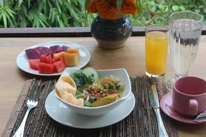 Убуд: Bali Manwarsa Guest House