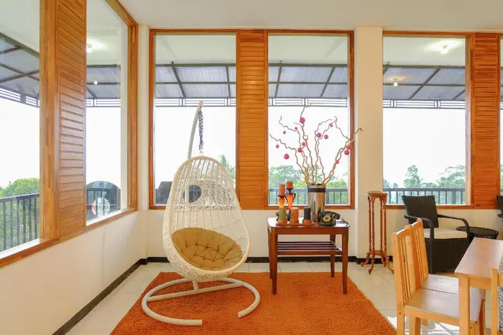 Бату: Hotel Kawi Surapatha