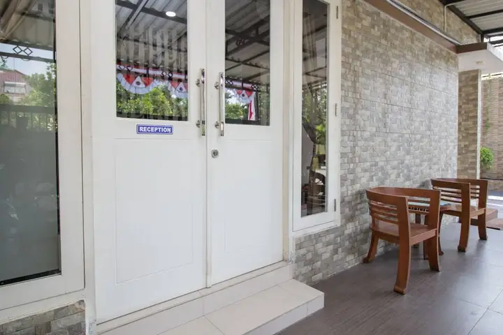 Airy Syariah Gayung Kebonsari Lima 11 Surabaya — фото 6