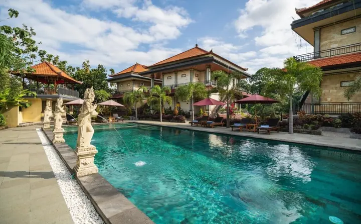 Блахбату: Yoga Amertham Retreat & Resort