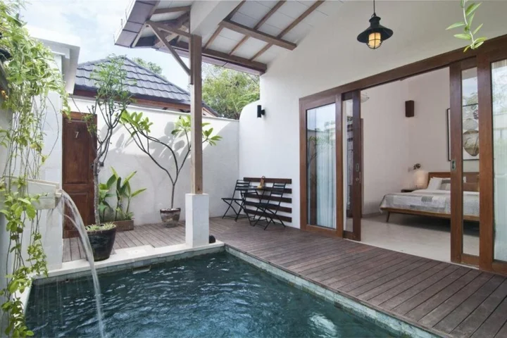 Гили Аир: KeRensia Private Pool Villas