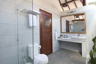 Гили Аир: KeRensia Private Pool Villas