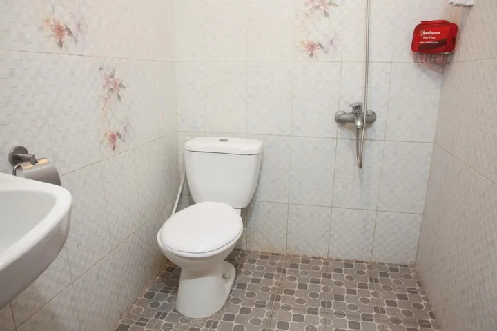 Сурабая: RedDoorz near Kawasan Industri SIER 2