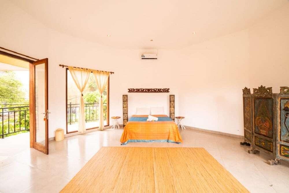 Чангу: Villa Dora