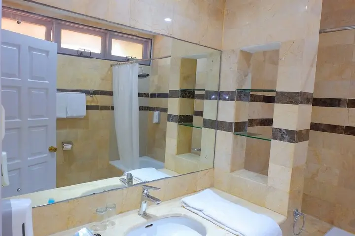 Сурабая: Whiz Residence Darmo Harapan Surabaya