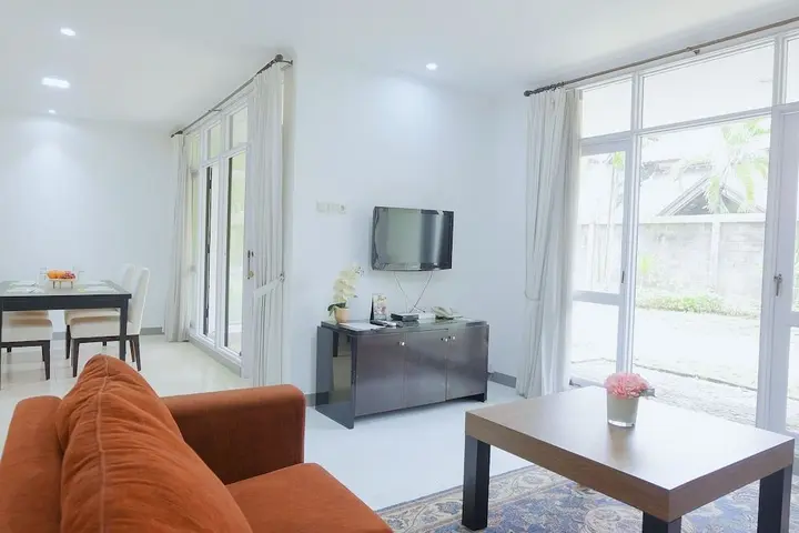 Сурабая: Whiz Residence Darmo Harapan Surabaya